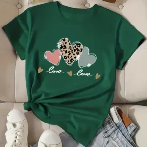 Love Hearts Graphic Print Plus Size T-Shirt