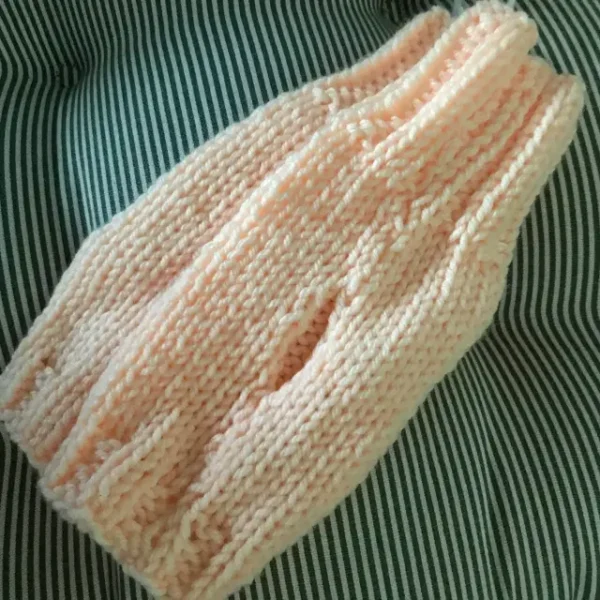 Hand Knitted Fingerless Gloves (4 Colors) - Image 9