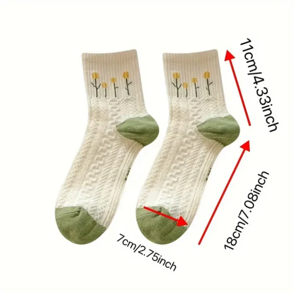 White Floral Textured Crew Socks 5pc Set - Image 8