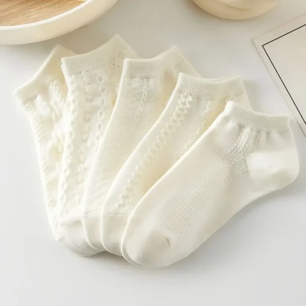 Raised Texture White Socks 5pc Set - Image 3