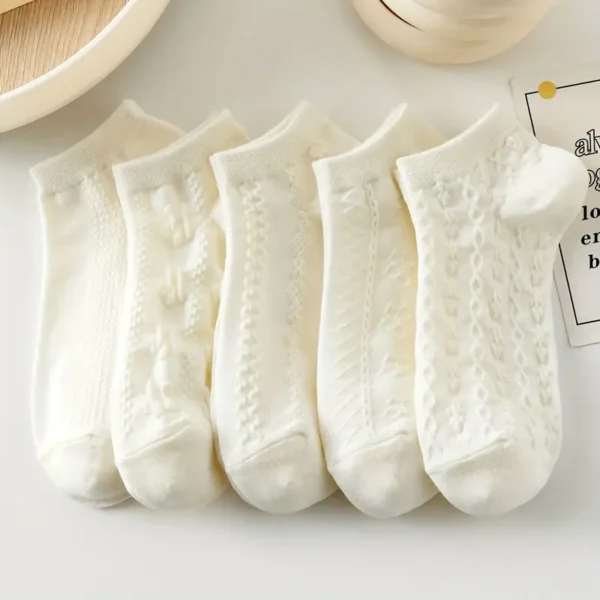 Raised Texture White Socks 5pc Set - Image 8