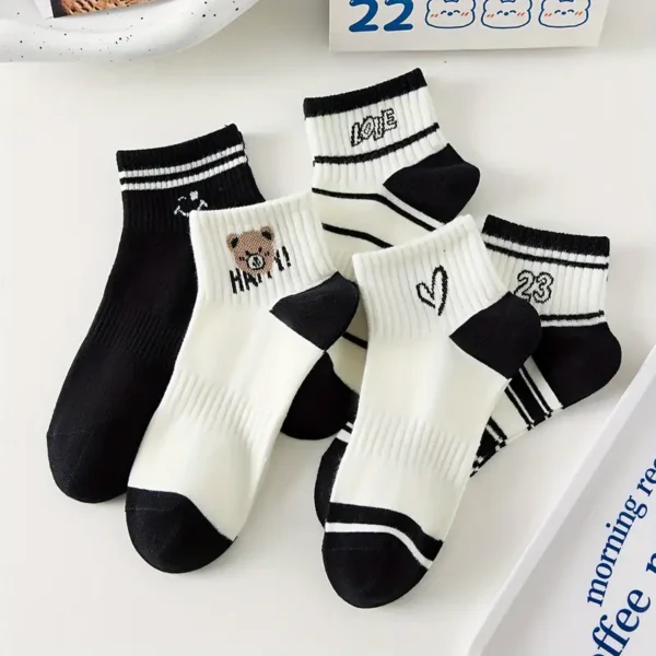 Black & White Striped Character Print Ankle Socks 5pc Set - Image 4